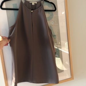 Banana Republic key hole sleeveless top!